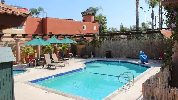 Stanford Inn & Suites Anaheim | Kaliforniya - Orange County - Anaheim - Anaheim Resort