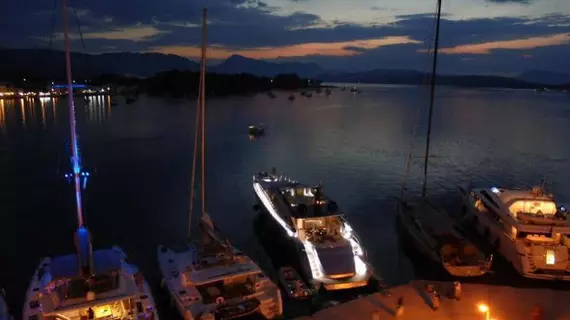 The Manessi Hotel | Attica - Poros