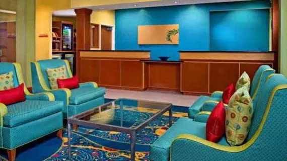 Fairfield Inn Suites Virginia Beach Oceanfront | Virginia - Norfolk - Virginia Beach (ve civarı) - Virginia Beach