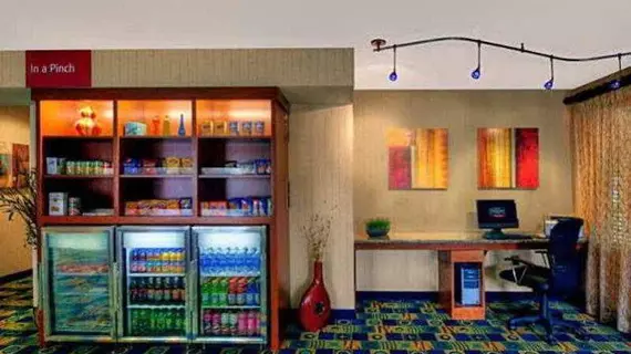 TownePlace Suites Manchester-Boston Regional Airport | New Hampshire - Manchester (ve civarı) - Manchester