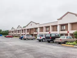 Red Roof Inn & Suites Mt Holly - McGuire AFB | New Jersey - Washington Township - Mount Laurel (ve civarı) - Mount Holly - Westampton