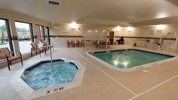 Courtyard by Marriott Lexington Keeneland/Airport | Kentucky - Lexington (ve civarı) - Lexington