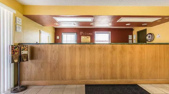 Econo Lodge | Alabama - Scottsboro (ve civarı) - Scottsboro