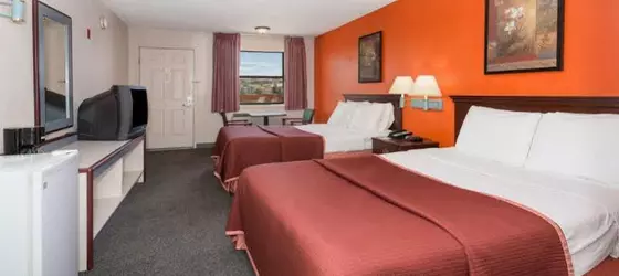 Howard Johnson Inn Colorado Springs | Kolorado - Colorado Springs (ve civarı) - Colorado Springs