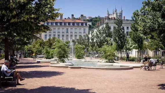 Bayard Bellecour | Auvergne-Rhone-Alpes - Rhone (bölge) - Lyon (ve çevresi) - Lyon - La Presqu'ile