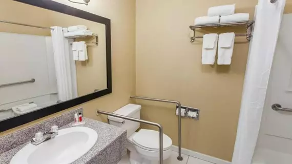 Baymont Inn & Suites Normal Bloomington | İllinois - Bloomington (ve civarı) - Normal