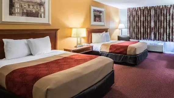 Econo Lodge Austin | Minnesota - Rochester (ve civarı) - Austin