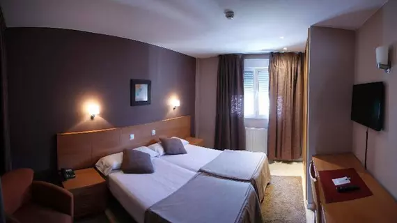 Hotel Apartamentos Ciudad de Lugo | Galicia - Lugo (vilayet) - Lugo