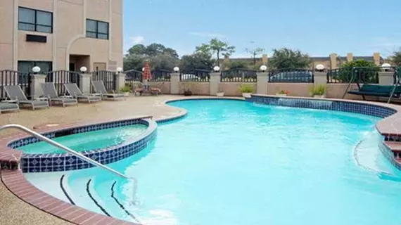 Comfort Suites Galleria | Teksas - Houston (ve civarı) - Houston