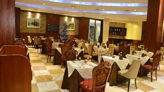 Golden Tulip Essential Lagos Airport Hotel | Lagos (ve civarı) - Lagos