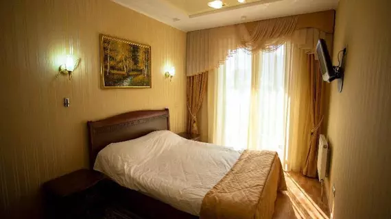 Platan Yuzhniy Hotel | Krasnodar Krayı - Krasnodar