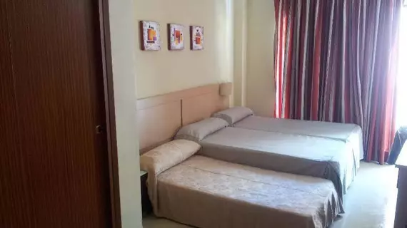 Hotel Primavera | Valencia Bölgesi - Alicante (vilayet) - Marina Baja - Benidorm