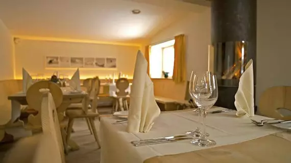 signinahotel | Maloja District - Graubuenden - Laax