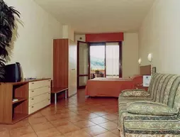 Best Western La Residenza Delle Badesse | Toskana - Siena (vilayet) - San Gimignano - Val d'Elsa