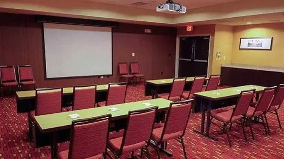 Courtyard by Marriott Lexington Keeneland/Airport | Kentucky - Lexington (ve civarı) - Lexington