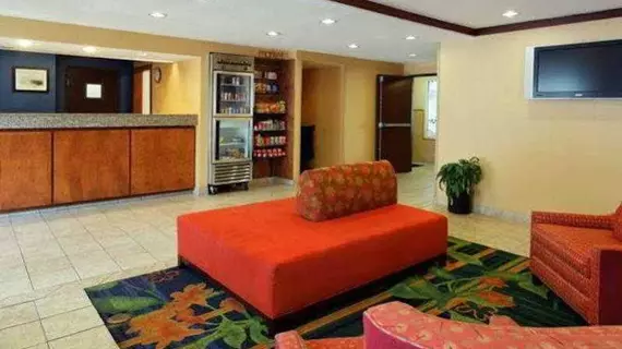 Fairfield Inn & Suites San Antonio Airport/North Star Mall | Teksas - San Antonio (ve civarı) - San Antonio - Kuzey San Antonio - SAT Havalimanı