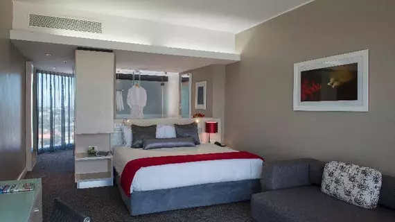 Radisson Blu Hotel, Port Elizabeth | Eastern Cape - Nelson Mandela Bay - Port Elizabeth - Summerstrand - Pollok Plajı