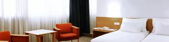 Hotel Tres Reyes | Navarra - Pamplona (ve civarı) - Pamplona - Primer Ensanche