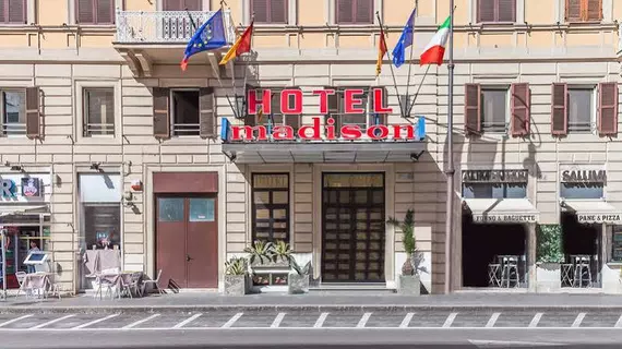 Madison Hotel | Lazio - Roma (ve civarı) - Roma Kent Merkezi - Rione XVIII Castro Pretorio