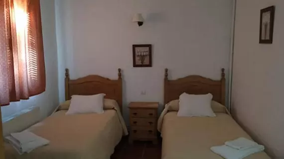 Hotel Apartamento Rural Finca Valbono | Andalucia - Huelva (vilayet) - Sierra de Aracena - Aracena