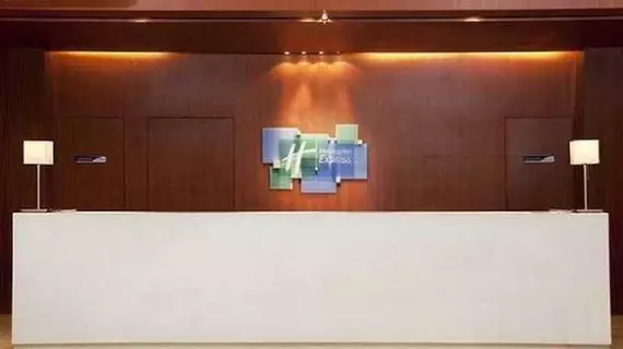 Holiday Inn Express Shenzhen Luohu | Guangdong - Şenzen (ve civarı) - Shenzhen - Nigang - Luohu