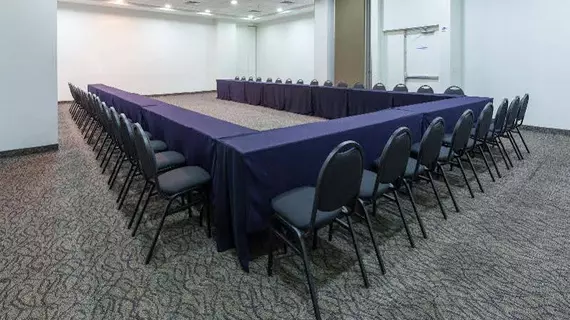 Holiday Inn Express Guadalajara Iteso | Jalisco - Guadalajara (ve civarı) - Guadalajara