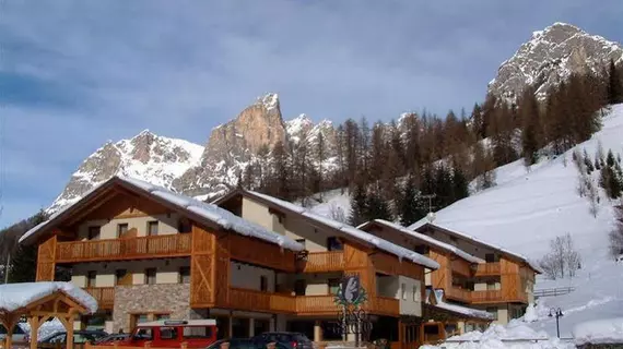 Hotel Orso Grigio | Veneto - Belluno (vilayet) - Selva di Cadore - Pescul