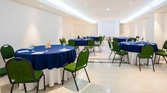 Four Points Sheraton Cali | Valle del Cauca - Cali (ve civarı) - Cali