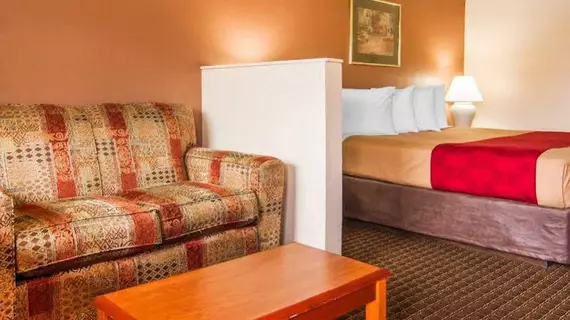 Econo Lodge Inn & Suites | Oregon - Portland (ve civarı) - Hillsboro