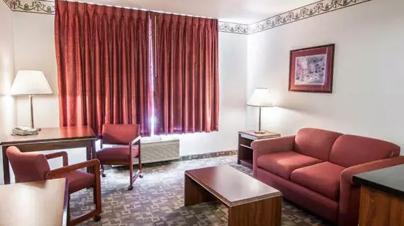 Quality Suites Keizer | Oregon - Salem (ve civarı) - Keizer