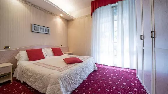 Hotel Royal Plaza | Emilia-Romagna - Rimini - Marina Centro