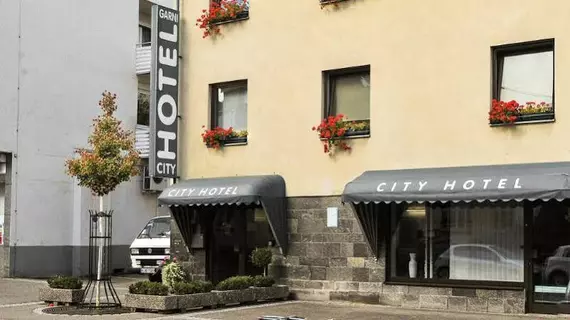 City Hotel Fellbach | Baden-Wuerttemberg - Rems-Murr-Kreis - Stuttgart (ve civarı) - Fellbach