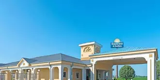 Days Inn & Suites Osceola