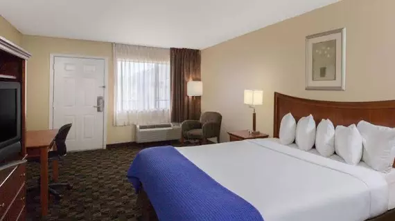 Days Inn Natchitoches | Louisiana - Natchitoches (ve civarı) - Natchitoches