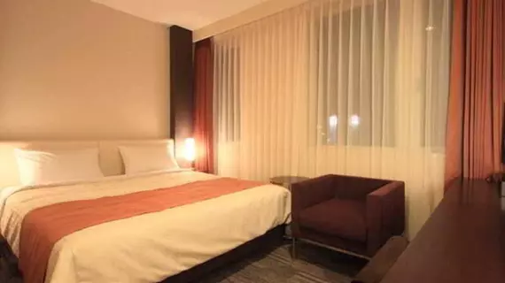 Hotel Yuquesta Asahibashi | Okinava (idari bölge) - Kunigami - Okinawa (ve civarı) - Naha - Naha City Centre