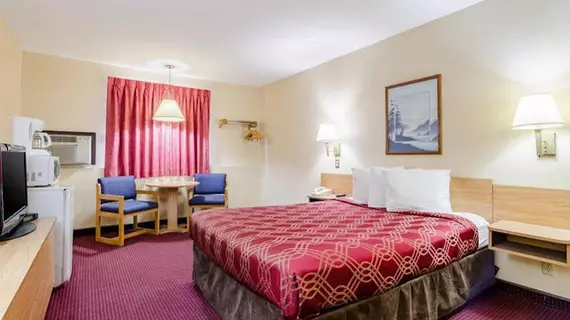 Econo Lodge Junction City | Kansas - Grandview Plaza