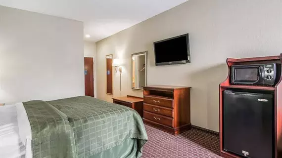 Quality Inn & Suites | Alabama - Jackson (ve civarı) - Thomasville