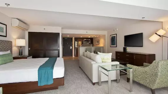 Ilikai and Luxury Suites | Hawaii - Honolulu - Waikiki