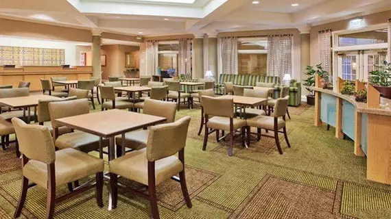 La Quinta Inn & Suites Greenville Haywood | Güney Karolayna - Greenville - Spartanburg (ve civarı) - Greenville