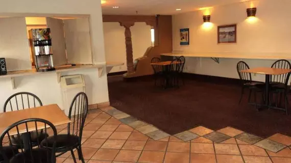 Econo Lodge | New Mexico - Santa Fe (ve civarı) - Santa Fe - Agua Fria - Southside