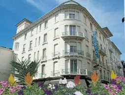 Inter-Hotel Bristol | Auvergne-Rhone-Alpes - Savoie (bölge) - Aix-les-Bains (ve civarı) - Aix-les-Bains - Aix-les-Bains Kent Merkezi