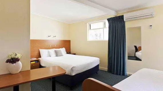 Best Western Motel Monaro | Avustralya Başkent Bölgesi - Tuggeranong - Kanberra (ve civarı) - Kingston