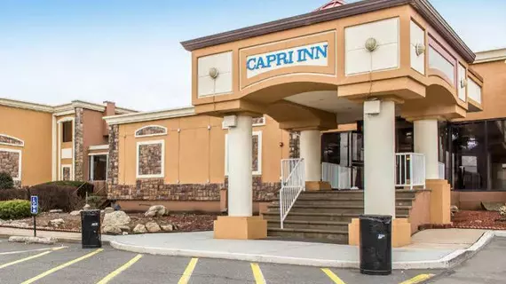 Rodeway Capri Inn | New Jersey - Fort Lee - Paramus (ve civarı) - Little Ferry