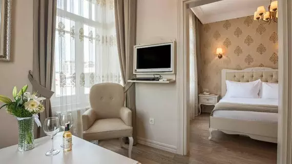 Louis Luxury Suite Appartments Galata |  Istanbul  - Beyoğlu - Sütlüce Mahallesi