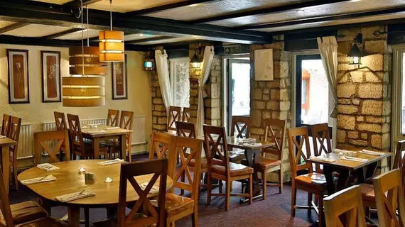 Best Western The Compass Inn | Gloucestershire (kontluk) - Cotswold District - Badminton - Tormarton