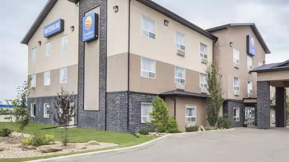 Comfort Inn & Suites Sylvan Lake | Alberta - Red Deer (ve civarı) - Sylvan Lake