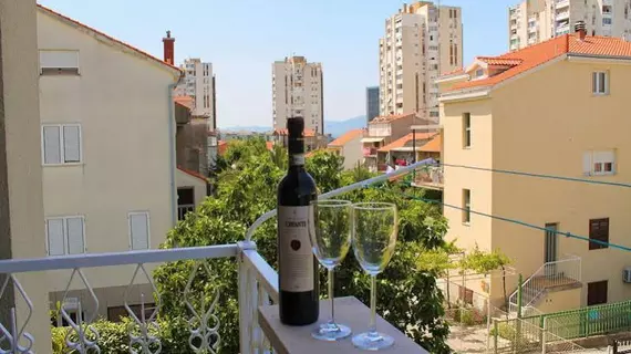 Katija Apartamenti | Split-Dalmaçya - Split