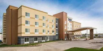 Fairfield Inn and Suites Hutchinson