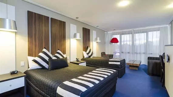 Quality Hotel Taylors Lakes | Victoria - Melbourne (ve civarı) - Taylors Lakes