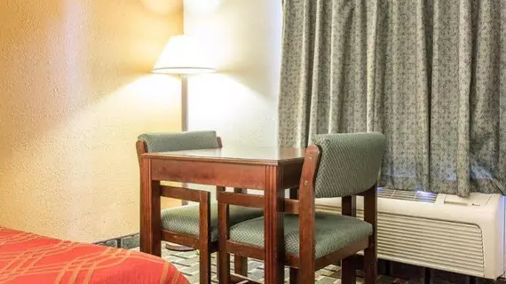 Econo Lodge Inn & Suites Marietta | Georgia - Atlanta (ve civarı) - Marietta